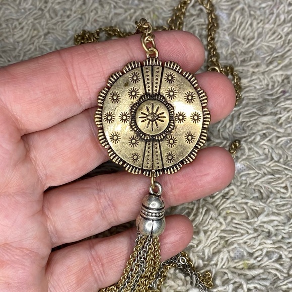 STAMPED METAL ANTIQUE GOLD STYLED CHAIN CELESTIAL LARIAT NECKLACE SILVER ACCENTS - Picture 3 of 6